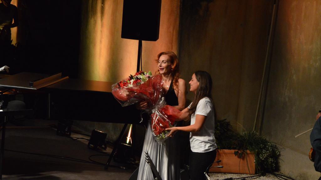 Ute Lemper sur le Parvis le7/8/16, Copyright Ch. Merle