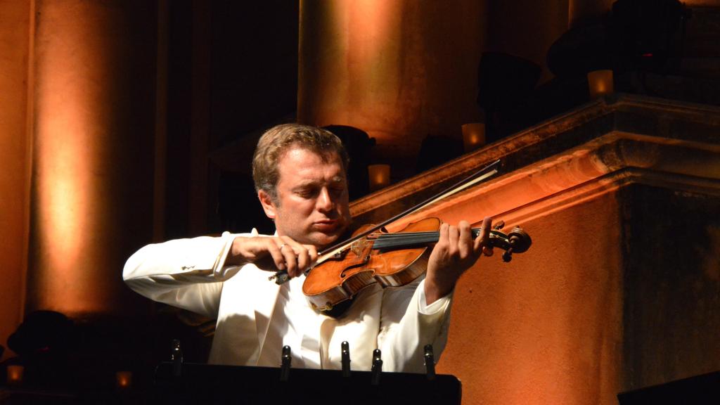 Renaud Capuçon le 13/8/16 Parvis St Michel Menton(photo MERLE)