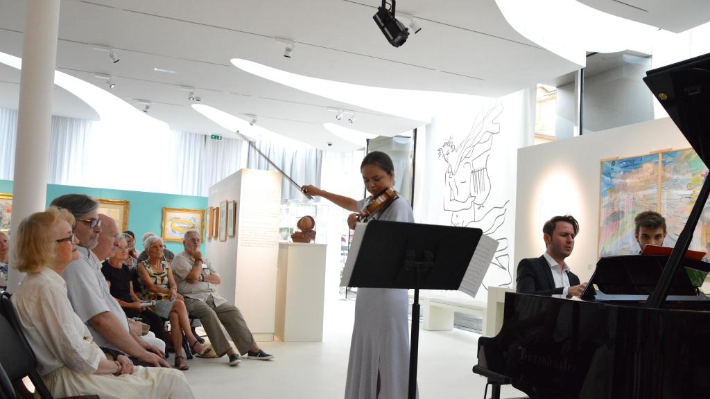 1/8/17 Alexandra CONUNOVA,VIOLON, Michail LIFITS,PIANO, Paul Emanuel THOMAS, MUSÉE COCTEAU, PHOTO CH.MERLE