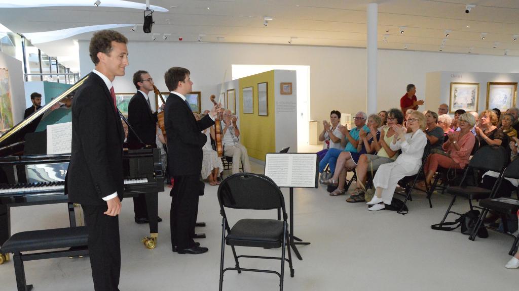 6/8/17 au Musée Cocteau à Menton le trio BUSH,M. VAN BELLEN ,Violon;O.EPSTEIN,Violoncelle;Omri EPSTEIN,Piano(photoCh Merle)