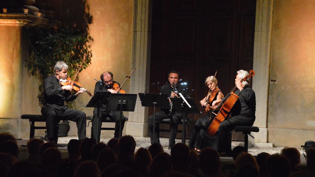 le 8/8/17 au Festival de Musique de Menton le quatuor Hagen avec Jôrg WIDMANN à la clarinette  (photoCh MERLE)