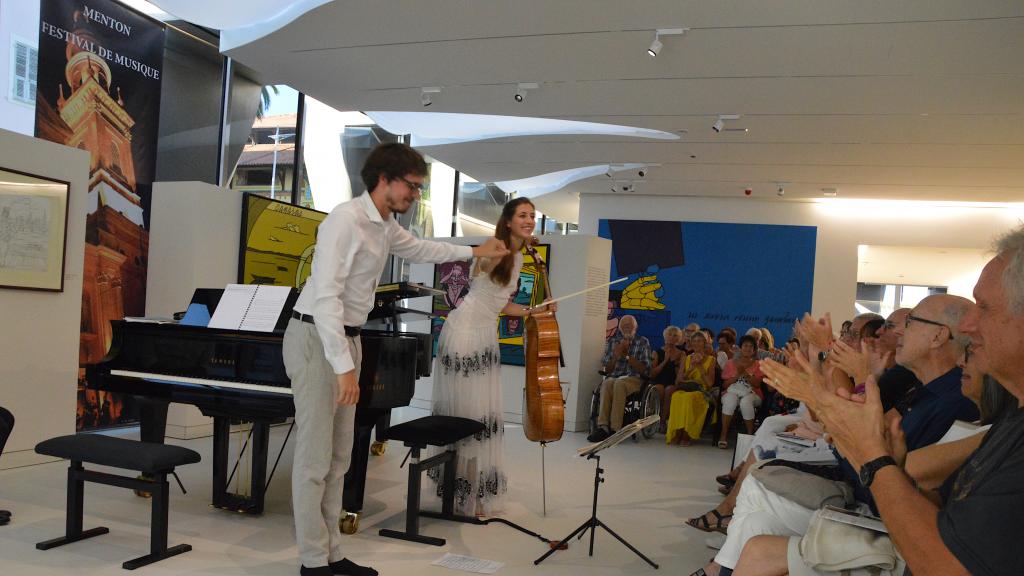 Le10/8/18 présentation au public de C. Thomas, violoncelle et L. Debargue, piano au Musée Cocteau à Menton (Photo Ch.MERLE)