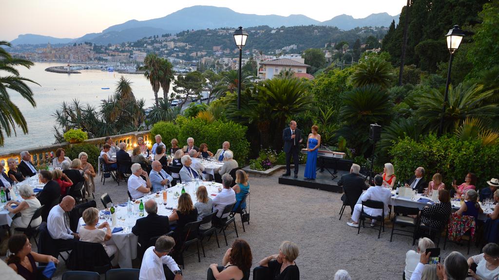 POUR LE 70 ème ANNIVERSAIRE DU FESTIVAL DE MUSIQUE, DISCOURS DE MR LE MAIRE AU DINER DE GALA DES AMIS DU FESTIVAL DE MUSIQUE DE MENTON (PHOTOCh.MERLE)