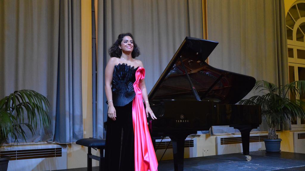 Ana KIPIANI au Palais de l'Europe de Menton (PHOTO Ch.MERLE)