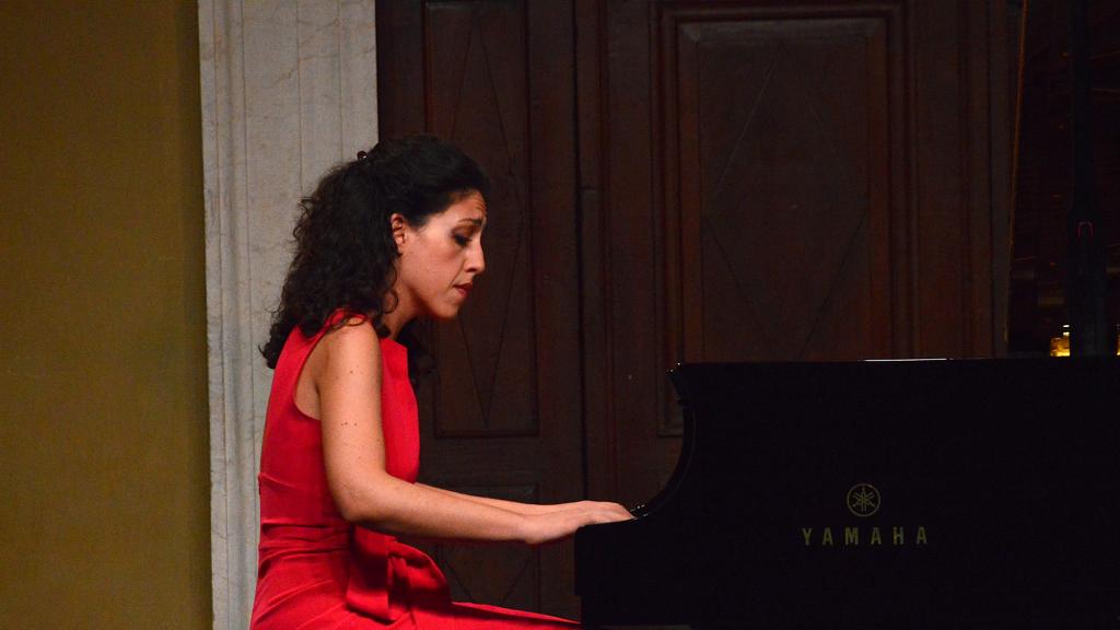 Béatrice RANA dans  le Scherzo N° 1 en si min op 20 de F. CHOPIN ( PHOTO CH.MERLE)