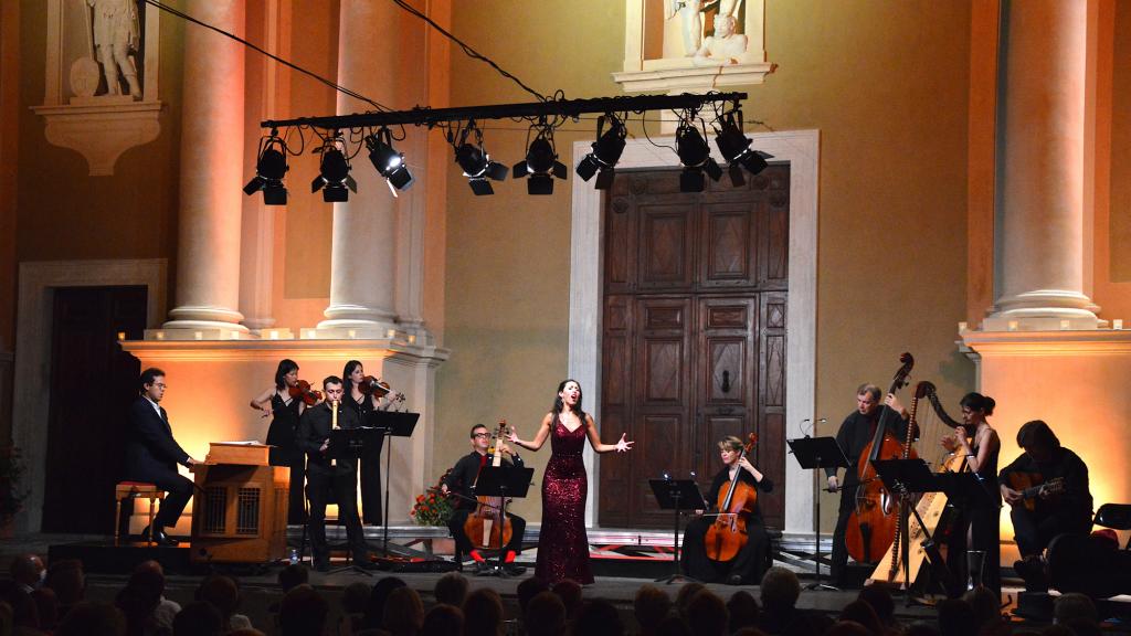 l'ensemble Capella Méditerranéa avec Mariana FLORES soprano (PHOTO CH. MERLE)