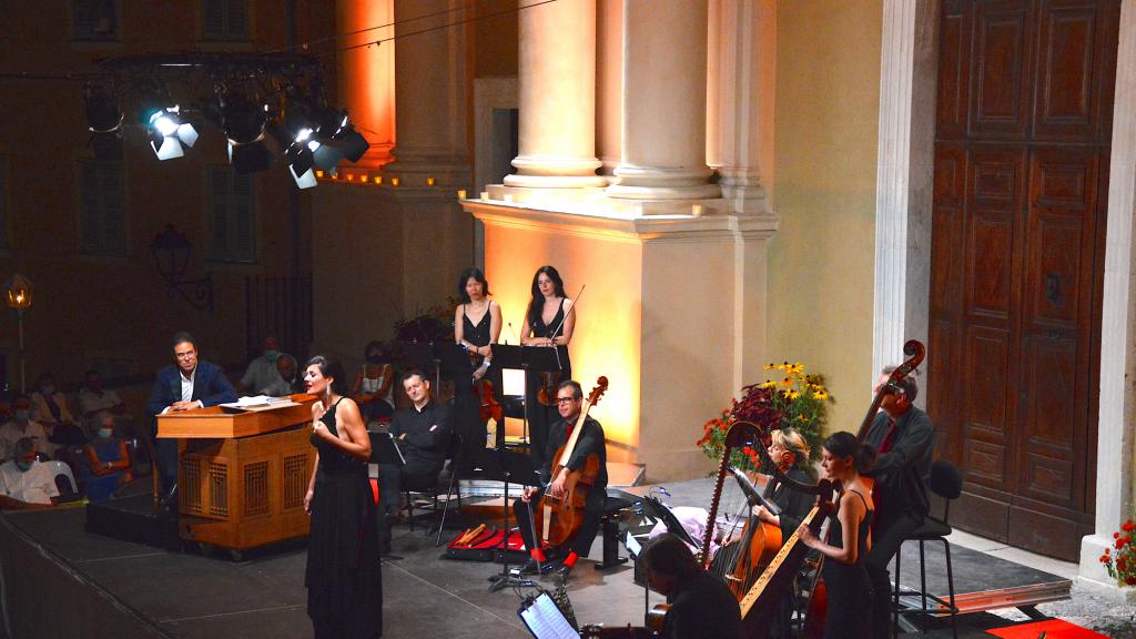 l'ensemble Capella Méditerranéa avec Maria MONTENEGRO soprano (PHOTO CH. MERLE)